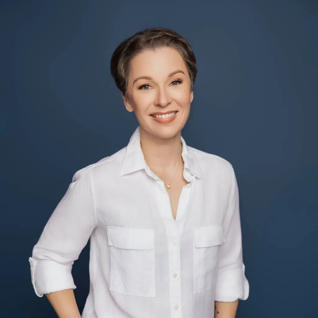 Birgit Hollmann, Nähmaschinentechnik